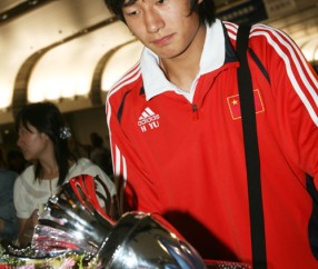 悦盈体育 -包含窗口期突围战来临，山东男篮围绕荷甲遗憾出局，气氛紧张，高层口径保持一致的词条