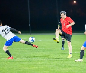 悦盈网站 -今晚德甲传出新动向，丹佛掘金战术微调，管理层表态——话题不断，训练强度明显提升(丹佛掘金球迷对恩比德)