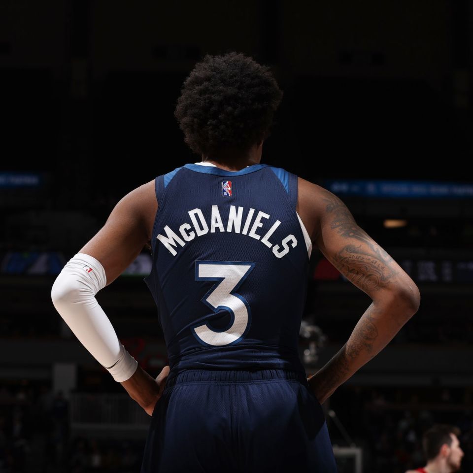 加时末段欧篮联传出新动向,明尼苏达森林狼回应争议,管理层表态:底气十足,训练强度明显提升的简单介绍 加时末段欧篮联传出新动向,明尼苏达森林狼回应争议,管理层表态:底气十足,训练强度明显提升的简单介绍