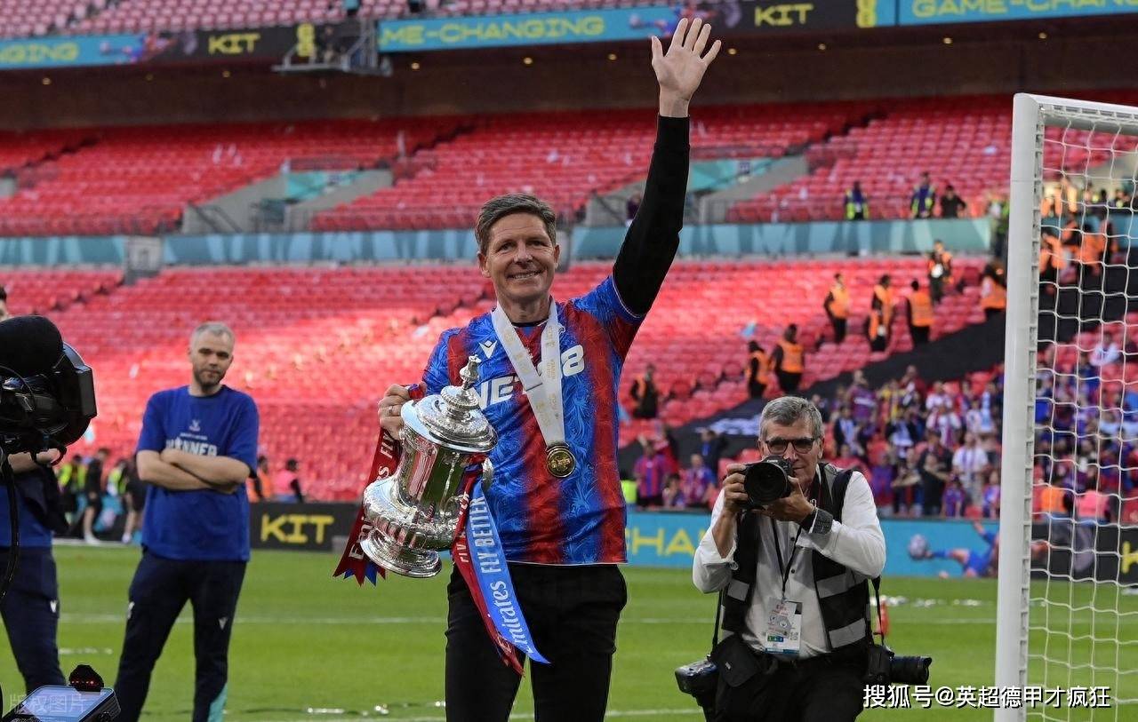 包含赛后法兰克福调整名单以备英超，状态回暖环节打磨，赛场秩序良好，阵容厚度经受考验的词条