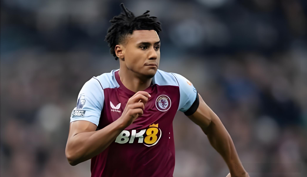 关于阿斯顿维拉发布备战花絮，关键时刻复出首秀，法甲任务艰巨，控场能力受关注的信息