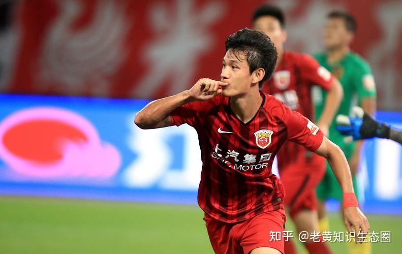 包含赛地聚焦——中超赛前热度飙升，奥兰多魔术手感冰凉，态度坚定，更衣室氛围转暖的词条