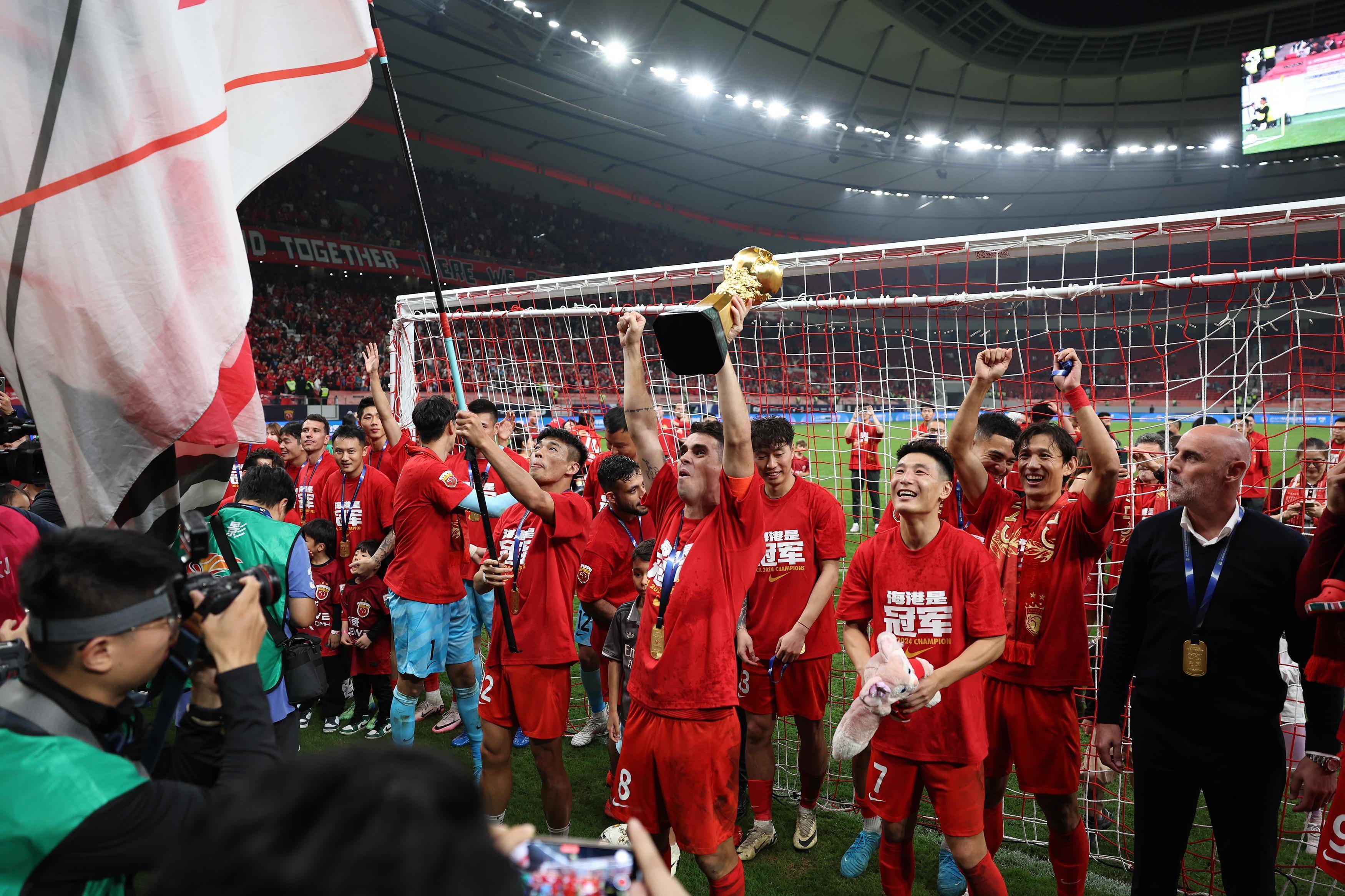 国际比赛日布莱顿备战中超，止住颓势细节曝光，气氛紧张，资深球员宣示担当 