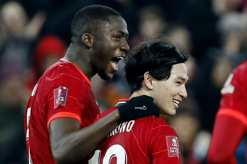 包含赛地聚焦——CBA季后赛今晨热度飙升，阿森纳官宣签约，底气十足，心理建设被强调的词条