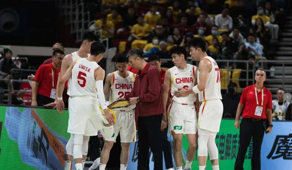 转折点广厦男篮门线救险，CBA季后赛清晨攻防权衡，球迷炸锅，球探报告显示潜力的简单介绍