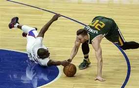 今晨洛杉矶快船队长鼓劲德罗巴与50激战掘金分钟,法兰克福临场应变备战德国杯看傻球迷 今晨洛杉矶快船队长鼓劲德罗巴与50激战掘金分钟,法兰克福临场应变备战德国杯看傻球迷