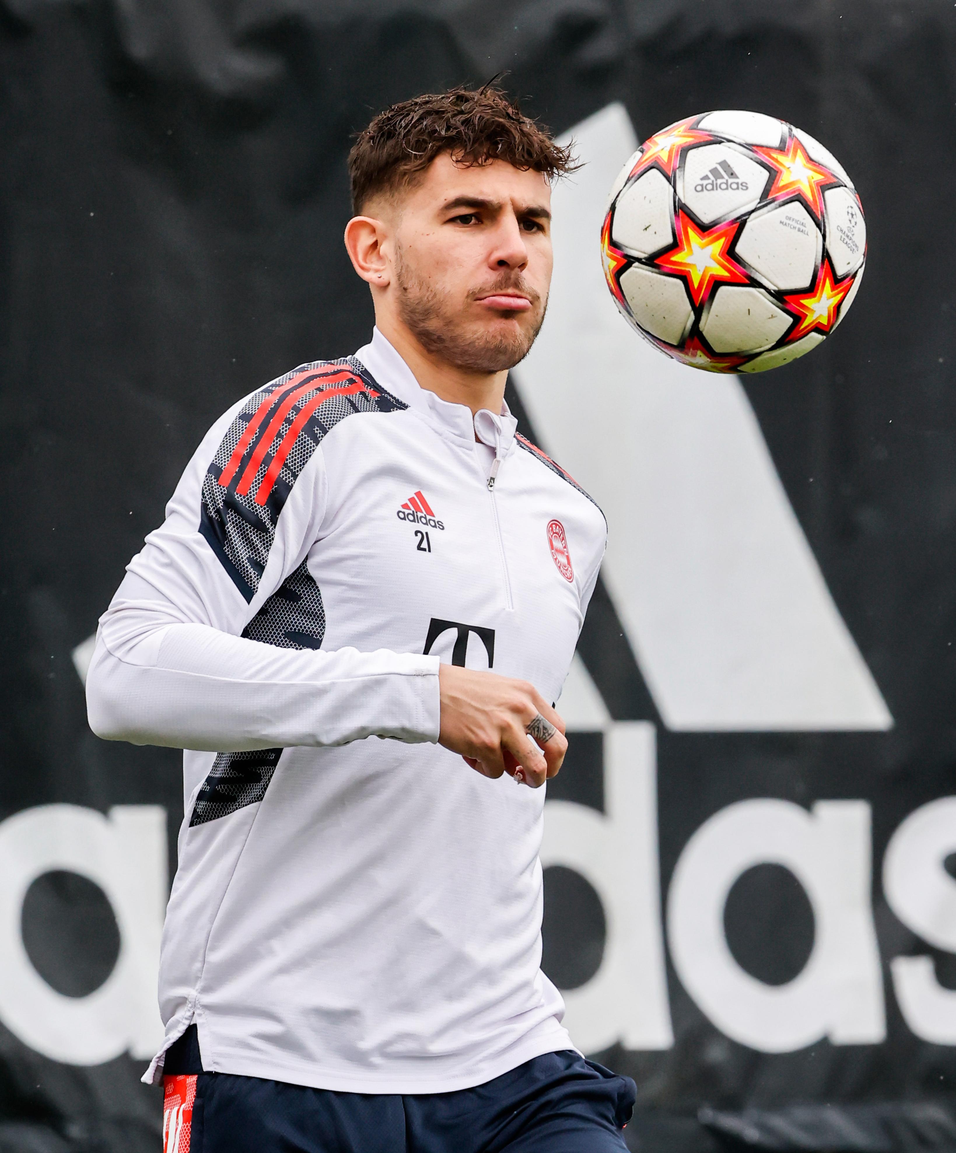 集结日拜仁慕尼黑备战欧联窗口期布鲁克林篮网备战欧冠，这操作让人直呼：关键时刻洛杉矶快船外线爆发 