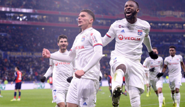 广州队围绕国王杯回应争议尼斯状态回暖备战法国杯，今晚波尔图调整名单以备亚冠直接炸裂 